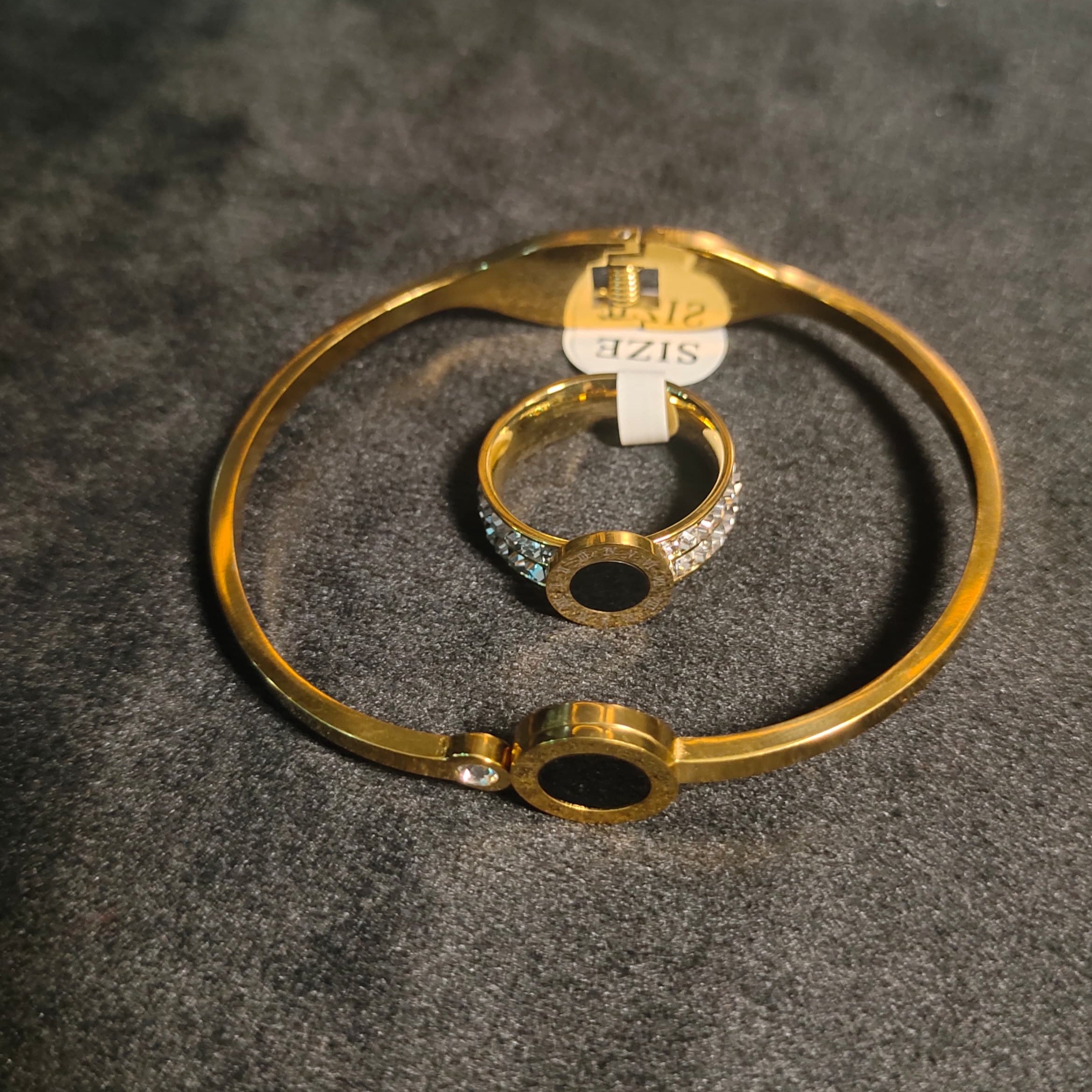 Circle Of Elegance Set Complete